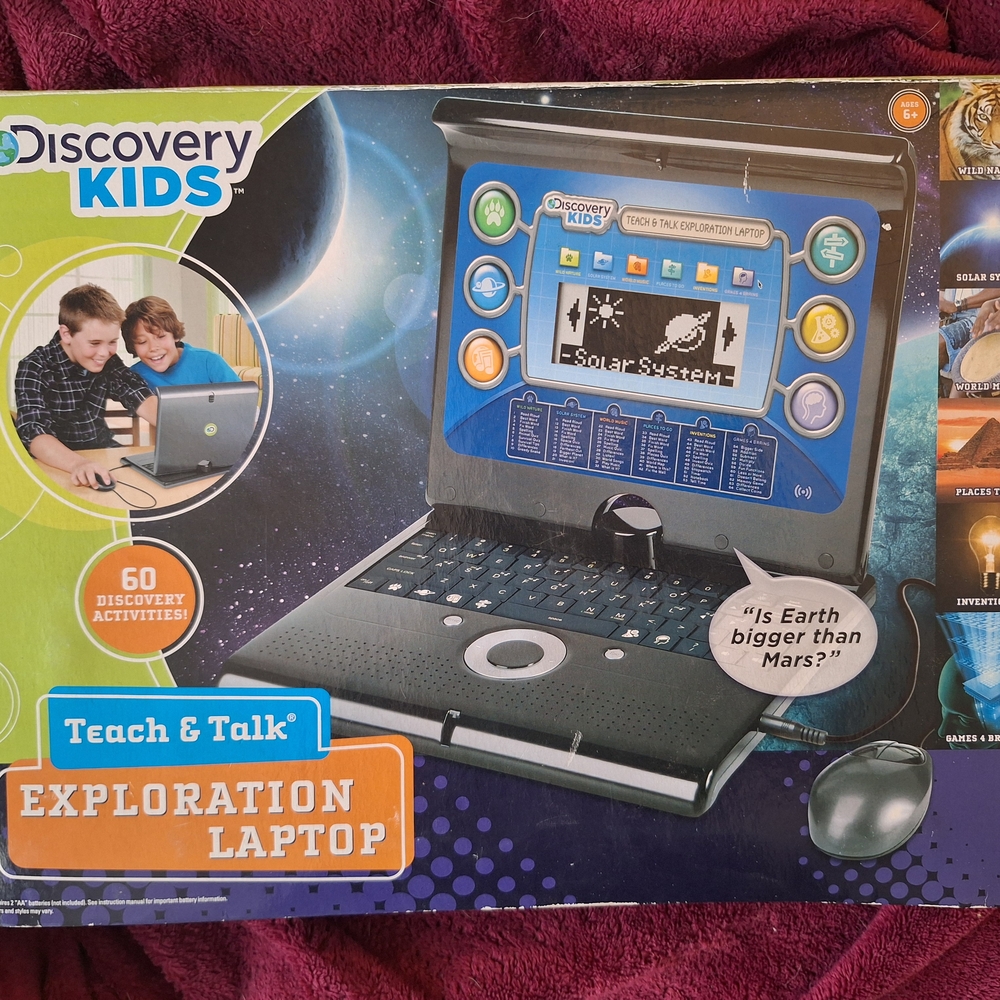 Discovery Kids Teach & Talk Exploration Laptop